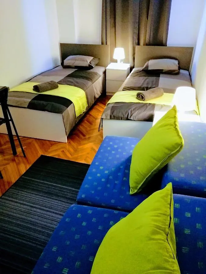 Pula Center Arena Belvedere Apartments And Rooms بيت ضيافة