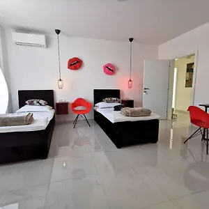 https://litore.pula-hotels.org