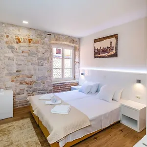 https://idassa-atrium.hotelinzadar.com